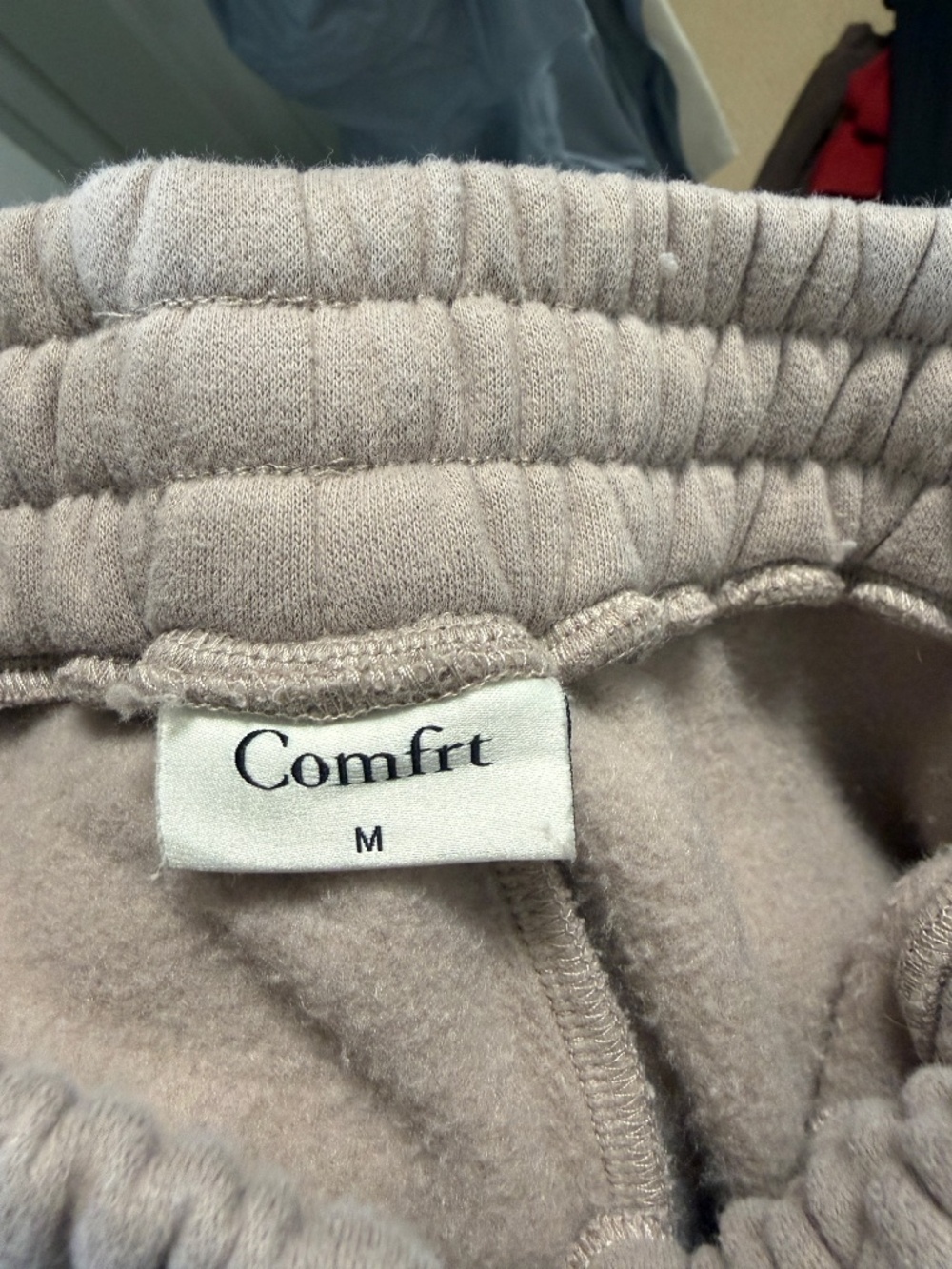 Comfrt Taupe Hoodie & Sweatpants Set Size Medium - Picture 6 of 7